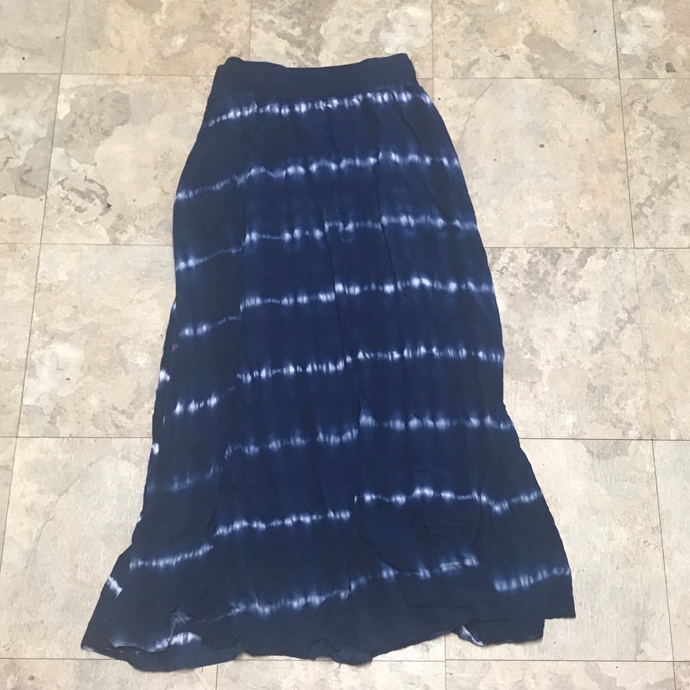 tie dye maxi skirt w/pockets perfect 4 fall 🍁